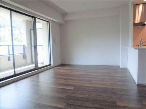 ライオンズ芦屋グランフォートの居間・リビング|リビングダイニング