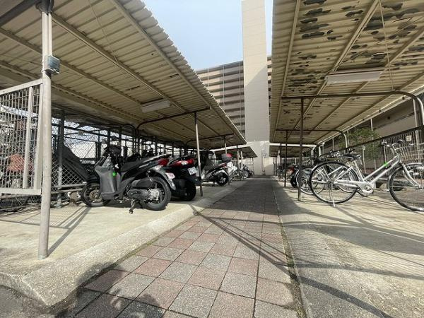 【駐車場】 | 鶴見緑地コーポ