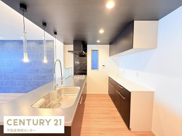 【居間・リビング】 | 浜口西２丁目　中古戸建