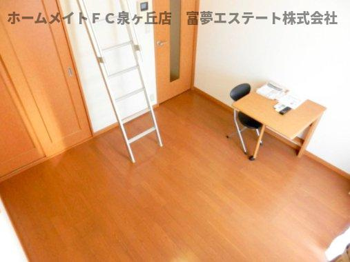 レオパレスＯＡＳＩＳの内装|テレビ等備品の変更がございます　店舗にお問い合わせください