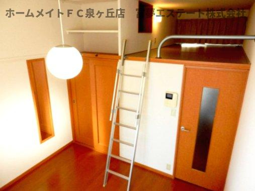 【内装】 | レオパレスＯＡＳＩＳ | 人気のロフトタイプ！お部屋が広々使えて便利です！