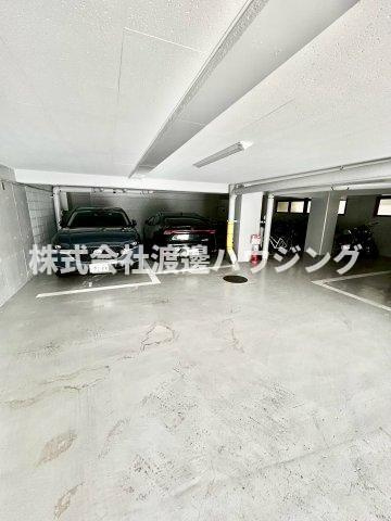 豊中ガーデンズコートの駐車場