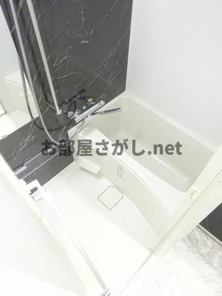 ＡＺＥＳＴ関内の浴室|ゆったり過ごせるお風呂です