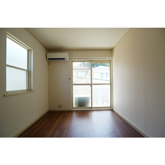 ベルシオン長沼の居間・リビング|洋室