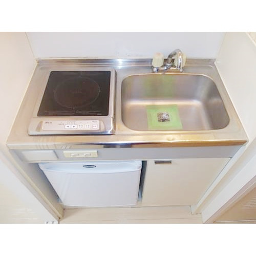 ベルシェ船橋ラマージュの内装|明るい色調の室内です