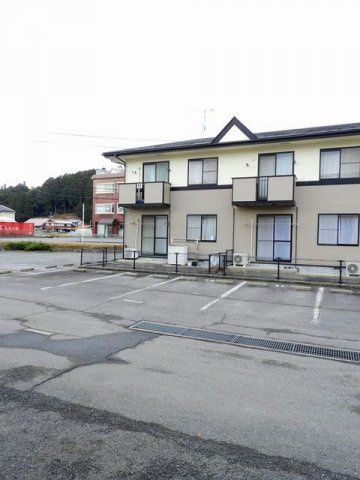 サンパークもりみつＡ棟の駐車場|駐車場完備です