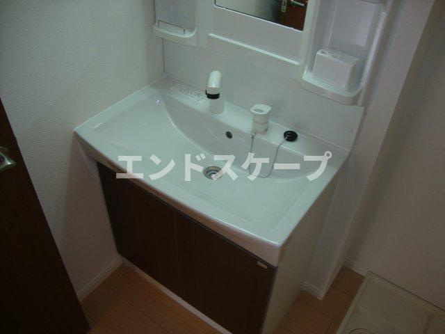 フォレストⅢの洗面所|洗髪洗面化粧台
高崎、前橋のお部屋探しはエンドスケープまで！お客様の理想お聞かせ下さい♪