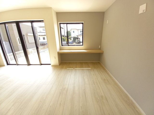 ひたちなか市武田1期の居間・リビング|お洒落なカフェカウンターです。自分時間に私らしい癒される空間を～