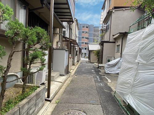 上京区紙屋川町 土地の前面道路含む現地写真