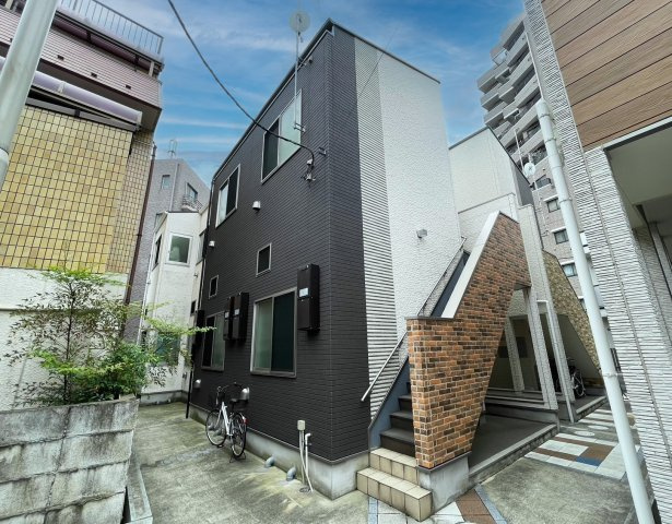 プランドルアムール志茂