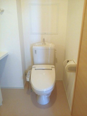 【トイレ】 | ソレイユ | 落ち着いた色調のトイレです