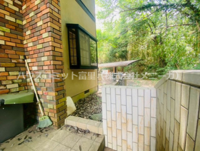 七栄　中古戸建の庭