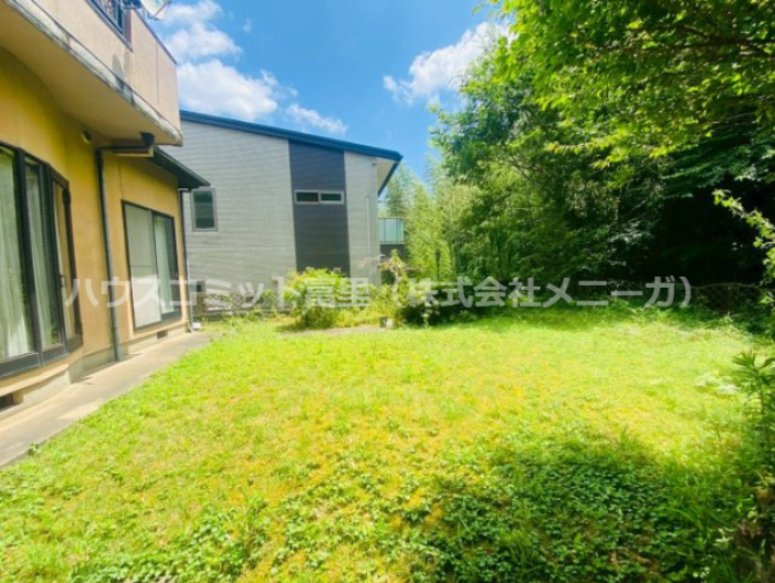 七栄　中古戸建の庭