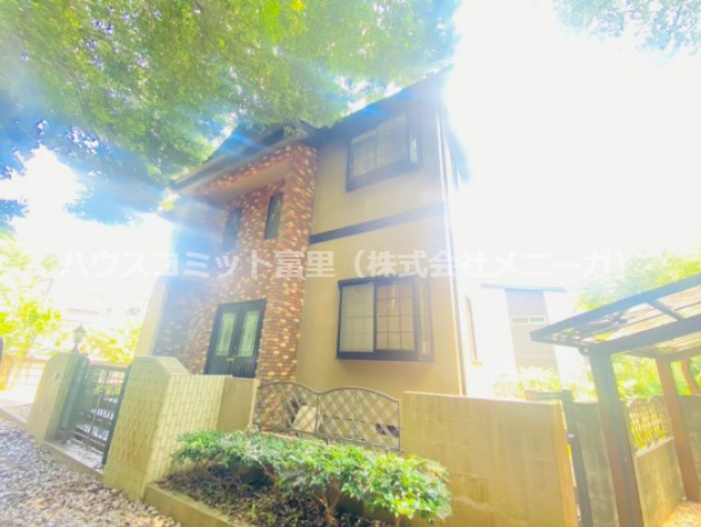 七栄　中古戸建の外観