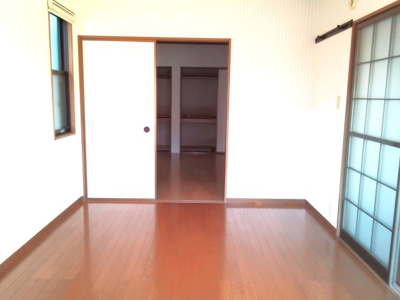 【居間・リビング】 | アーバンハイカムール D棟 | 使いやすいリビングです