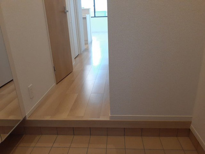 【玄関】 | ラフレシール・ベルⅤ