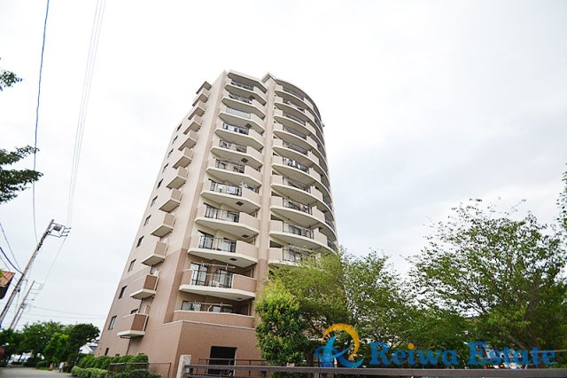 ベルパーク湘南茅ヶ崎 アザレア館の外観