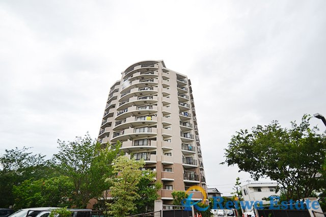 ベルパーク湘南茅ヶ崎 アザレア館の外観