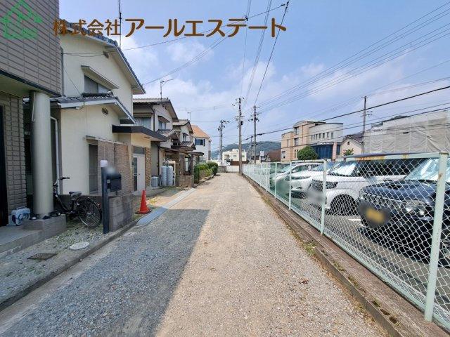 姫路市青山北1丁目　JR「余部駅」徒歩5分の前面道路含む現地写真