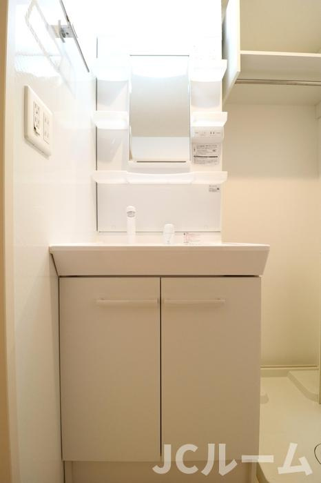 クレストの洗面所