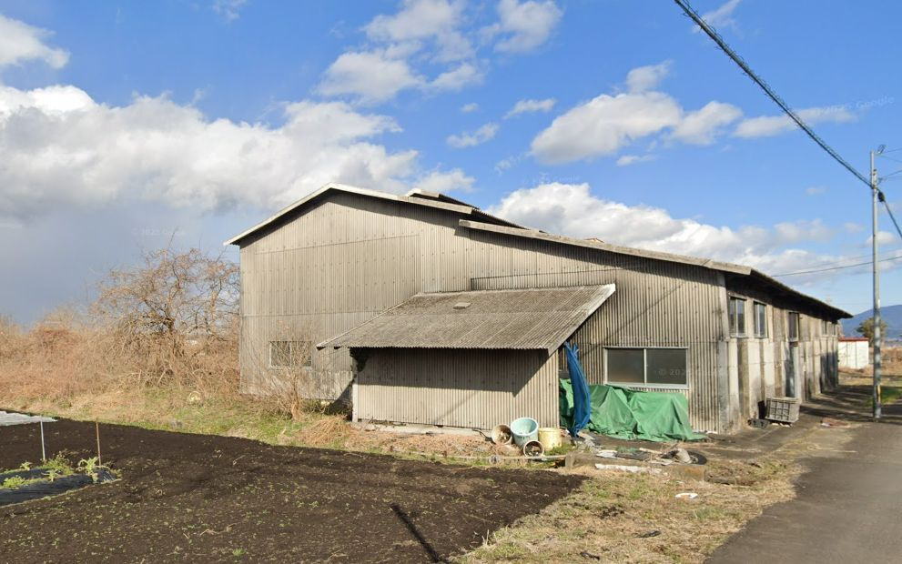 都城市野々美谷町の工場の外観
