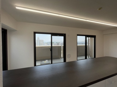 【居間・リビング】 | シャルマンフジ堺東グレイス