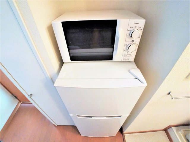 さいたま市南区松本４丁目の賃貸マンションのその他|レンジと冷蔵庫