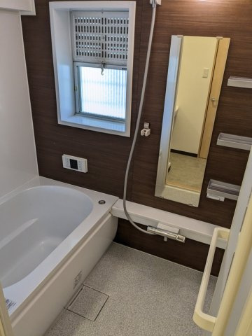 六甲篠原マンションの浴室