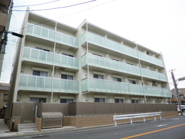 レオネクストルナ大宮の外観|きれいな外観です