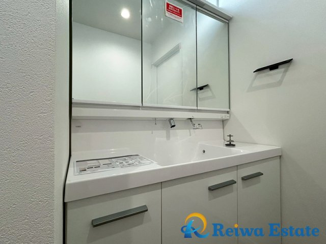 新築戸建　茅ヶ崎市東海岸南4丁目の独立洗面台