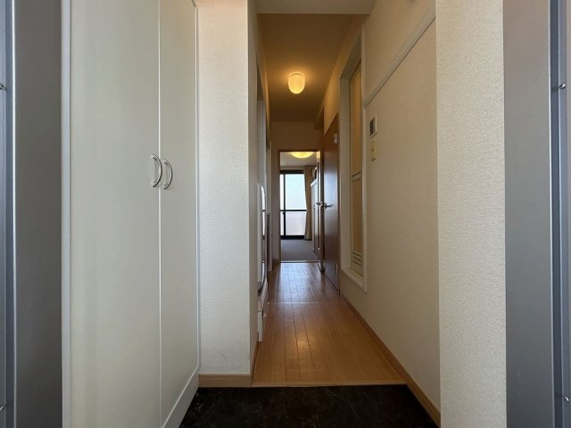 さいたま市桜区大字下大久保の賃貸マンションの玄関|きれいな玄関です