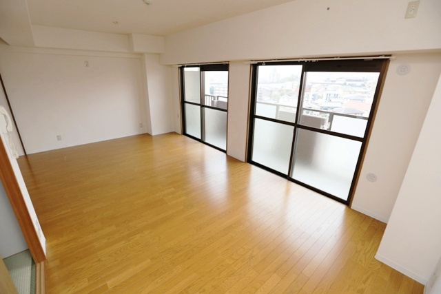 【居間・リビング】 | RONA HYATT