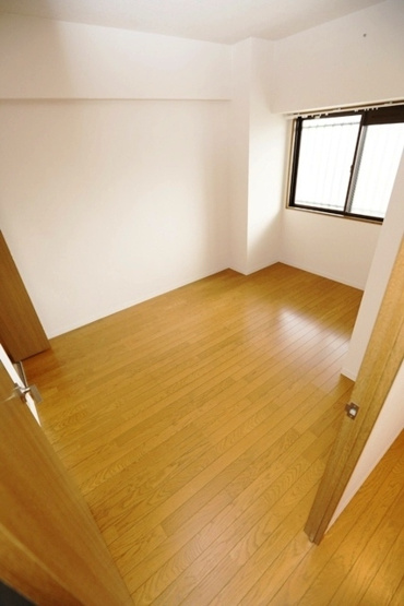 【寝室】 | RONA HYATT