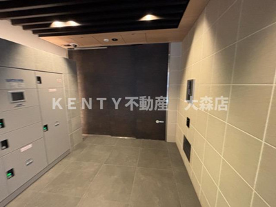 【エントランス】 | クレヴィアリグゼ南品川 | 清潔なエントランスです