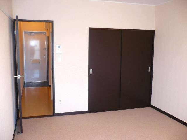 レオネクストブルーヴィラの居間・リビング|使いやすい居間です