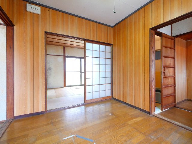 今井貸家の居間・リビング