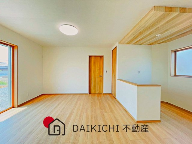 【居間・リビング】 | 羽生市加羽ケ崎第1期　新築戸建　全5棟　5号棟