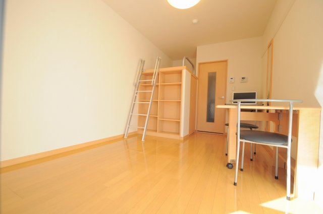 さいたま市桜区大字大久保領家の賃貸マンションの居間・リビング|設備が現物と異なる場合があります