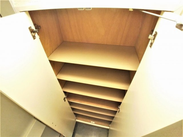 さいたま市緑区大字大谷口の賃貸マンションの収納|シューズボックス