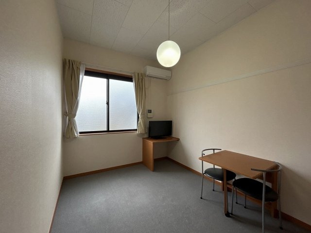 さいたま市緑区原山２丁目のアパートの居間・リビング|リビングです