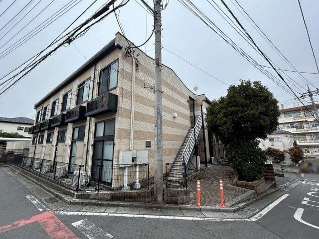 さいたま市緑区原山２丁目のアパートの外観|外観もきれいです