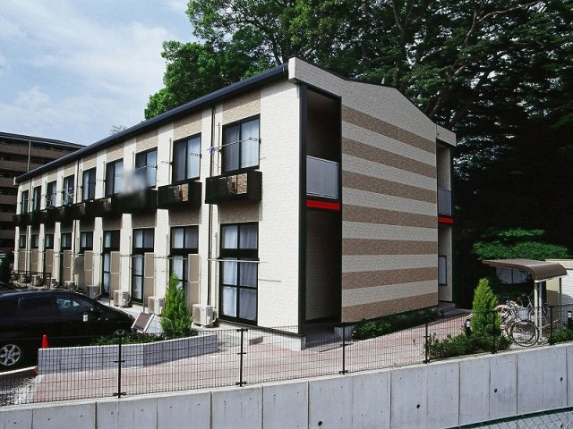 さいたま市大宮区三橋１丁目のアパート