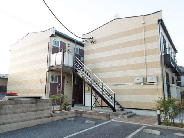 さいたま市緑区馬場２丁目のアパート