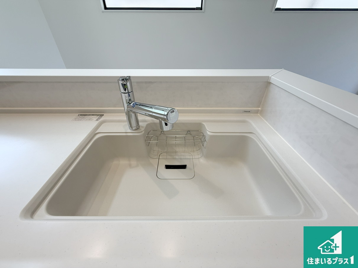 21(土)22(日)23(祝)現地説明会　泉佐野市岡本　新築一戸建ての設備|洗い物も楽にできる、広々シンク！