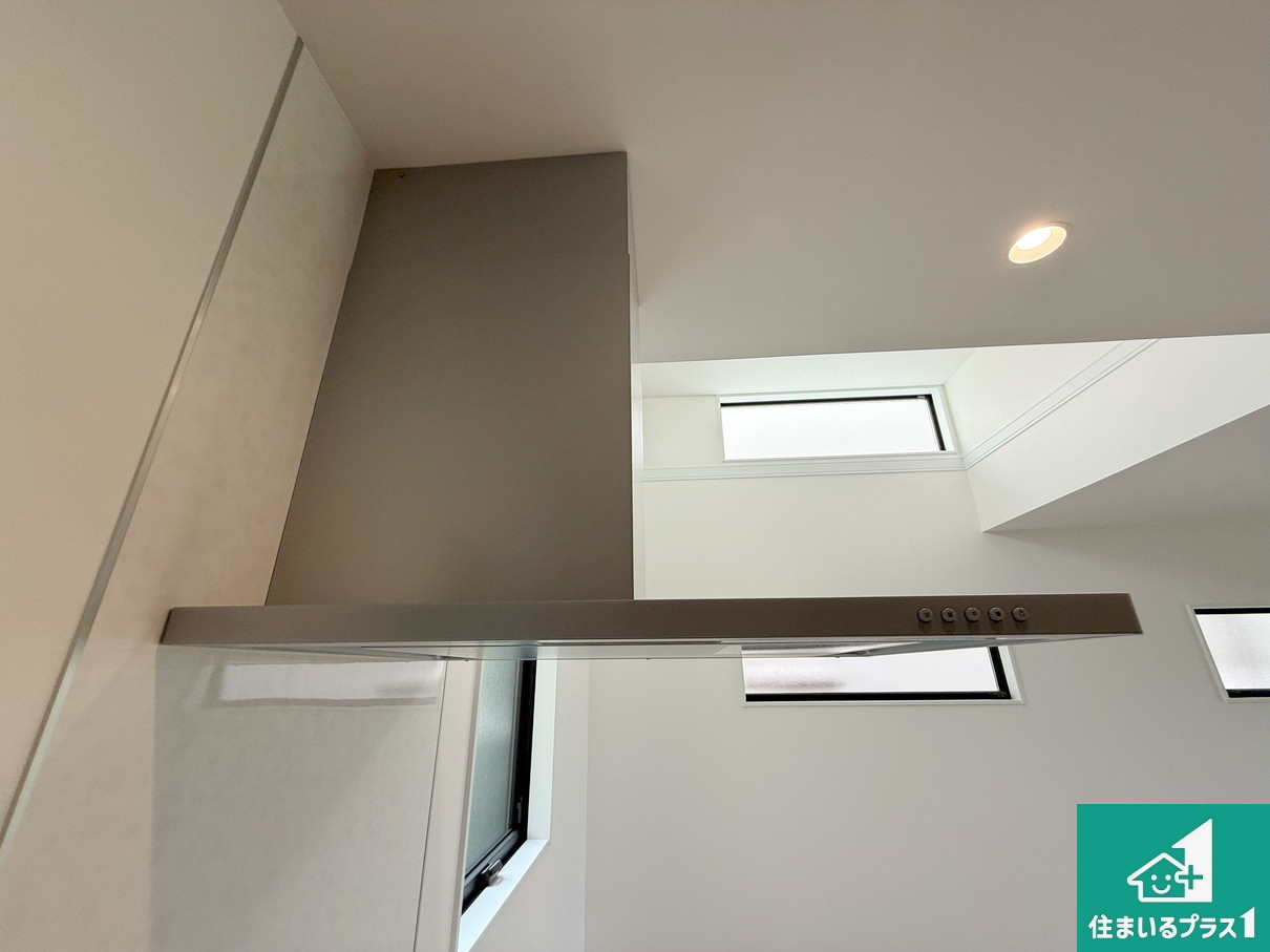 21(土)22(日)23(祝)現地説明会　泉佐野市岡本　新築一戸建ての設備|汚れにくいスロットフィルタでお手入れラクラク！ＬＥＤ照明付き！