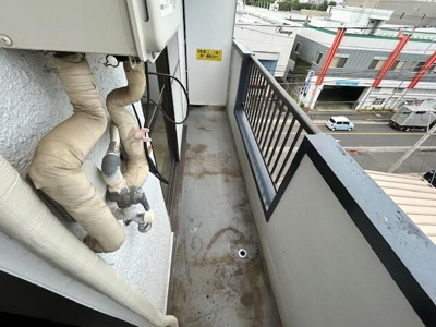 【バルコニー】 | アメニティ瀬川 | 外からの目が気にならないバルコニーで洗濯物が干せます