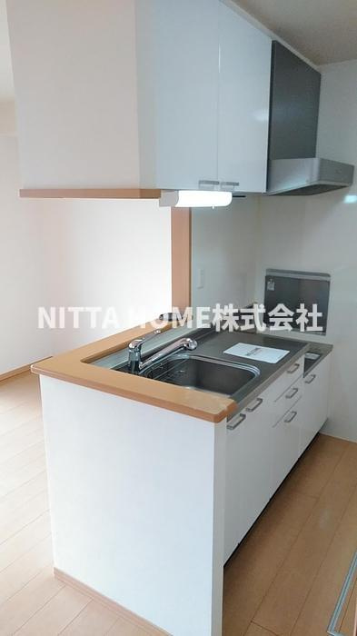 メゾン シュクレのキッチン|キッチンは人気の対面型キッチンです◆