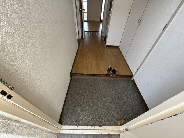 メゾンＭの玄関