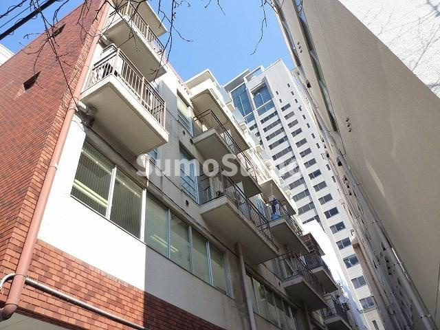 サンゼン山手ハイツの外観