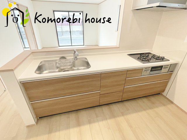 さいたま市西区指扇775番　新築一戸建て　ハートフルタウン　Aのキッチン|使いやすいキッチンです